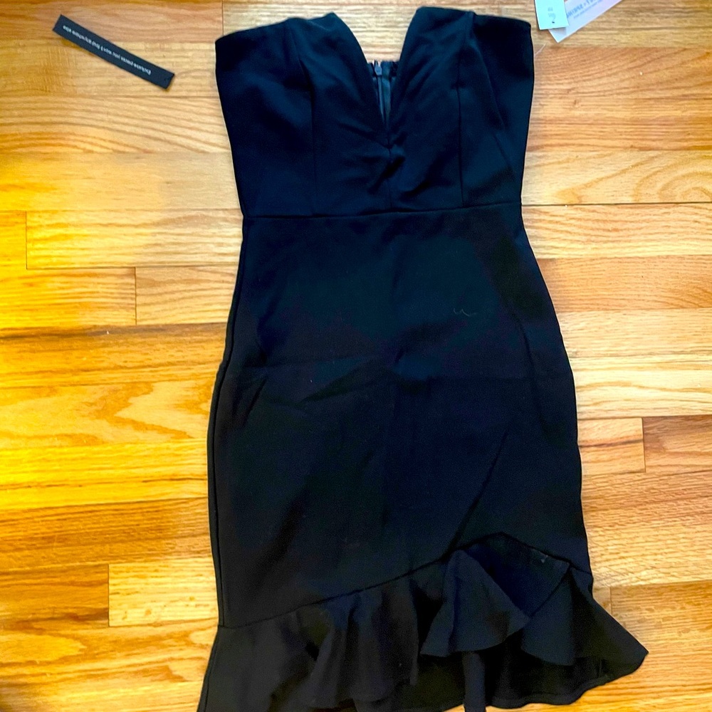 🖤 NWT RUFFLE HEM STRAPLESS COCKTAIL DRESS SIZE XS